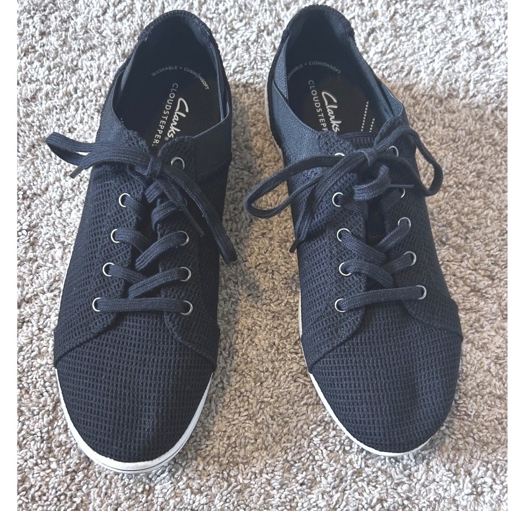 Clarks Cloudsteppers Breeze Sky Women 9.5M Black Knit Lace Up Sneakers